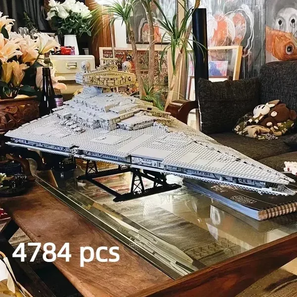 Neu eingetroffen: 4784-teiliges UCS Imperial Star Destroyer Bausteine-Set, ein tolles Geschenk.