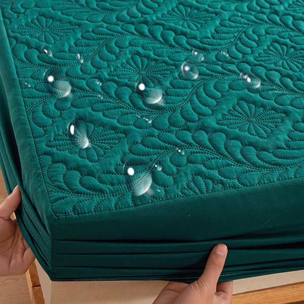 Quilted Waterproof Mattress Cover Embossed Bedding Mattress Protector Anti-mite Anti-bacterial Fitted Bed Sheet No Pillowcase