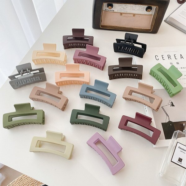Gefrostete Plastik haar klaue für Frauen Mädchen Hinterkopf Haars pange Hai Clips Haarnadel Krabben Haars pangen große Greifer Haarschmuck