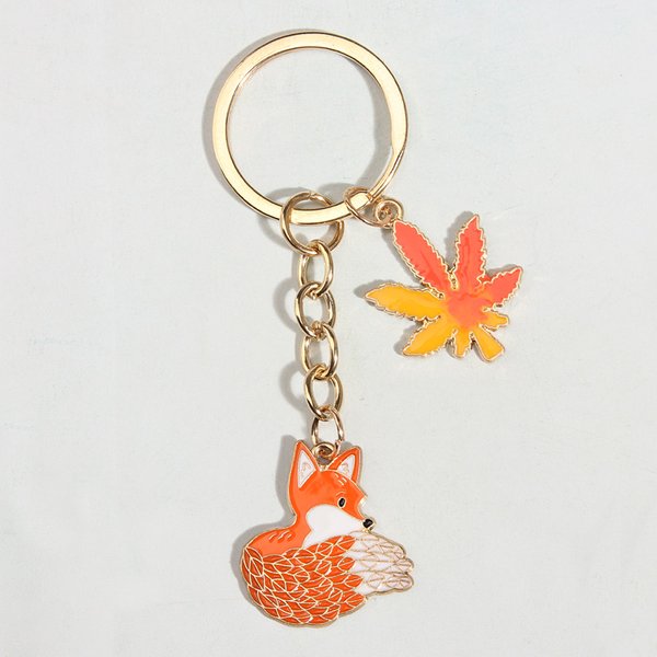 Mignon émail porte-clés feuilles d'érable renard porte-clés animaux porte-clés Souvenir cadeaux pour femmes hommes clés de voiture bricolage bijoux faits à la main