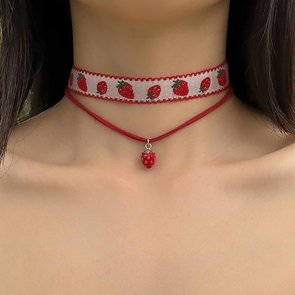 Salircon gothique mignon fraise coréen velours tour de cou exquis petit pendentif fraise serrure os collier tendance Y2K bijoux