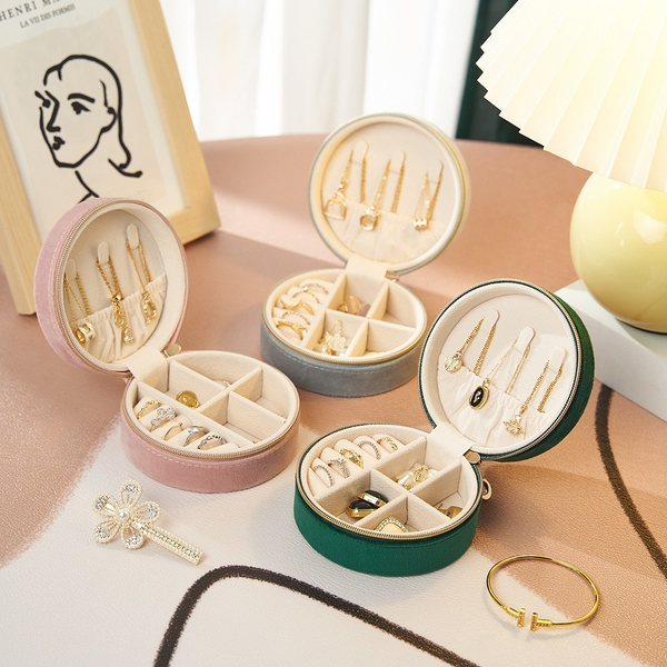 Boîte de rangement de bijoux de voyage en velours, doublure douce anti-rayures pour colliers, boucles d'oreilles, bagues, parfaite pour les voyages et les cadeaux