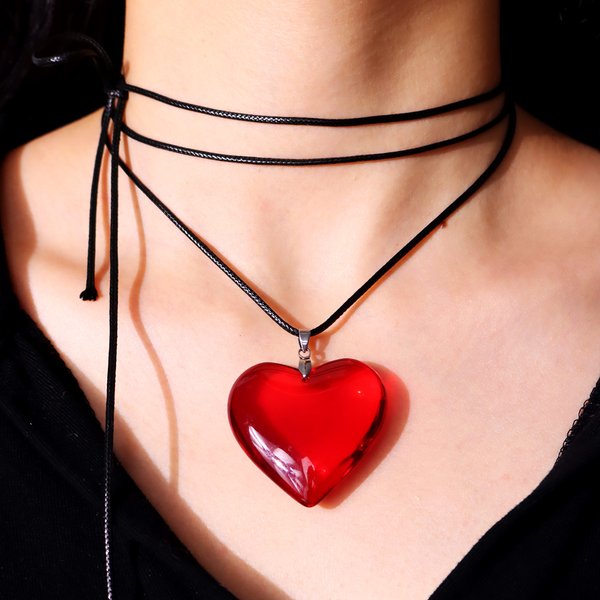 HUANZHI – collier avec pendentif en forme de cœur en verre rouge, chaîne de clavicule personnalisée, bijoux punk Y2K à la mode pour femmes