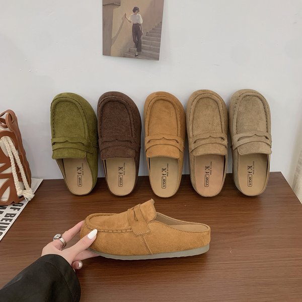 2026 Neue Damen Retro Loafer-Stil Mules Wildleder Geschlossene Zehenpartie Clogs Slipper Slip-On Flache Bequeme Slides Lässige Alltags-Outdoor-Walking-Schuhe