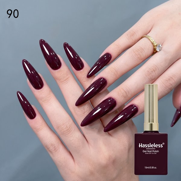 Unkomplizierter, tiefbrauner Nagellack in einer einzigen Flasche, mit einer geschmeidigen und langanhaltenden Textur, satter und leuchtender Farbe, einfach aufzutragen, geeignet für Maniküre, Pediküre