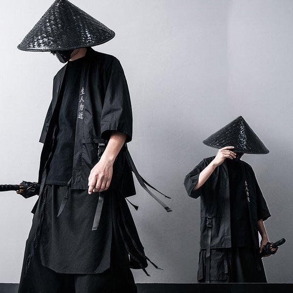 2023 neue japanische traditionelle schwarze Kimono-Strickjacke Diablo Samurai Ninja Cosplay-Anzug chinesischer Hanfu-Stil Mantel Streetwear