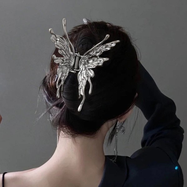 Pince à cheveux papillon pour femmes, tempérament, couvre-chef Simple, griffes plissées en métal, accessoires de personnalité, nouvelle collection 2023