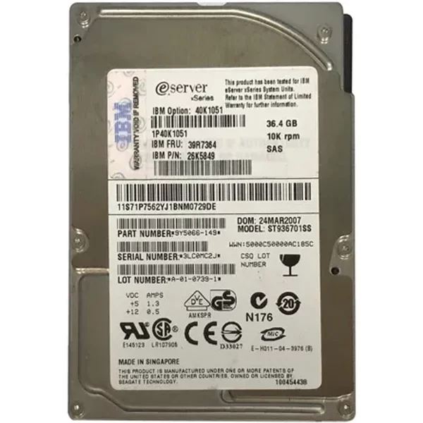 IBM 26K5849 | 36.4GB 10000RPM SAS 3Gb/S Hot Swappable 2.5-Inch Hard Drive For System X3650-image