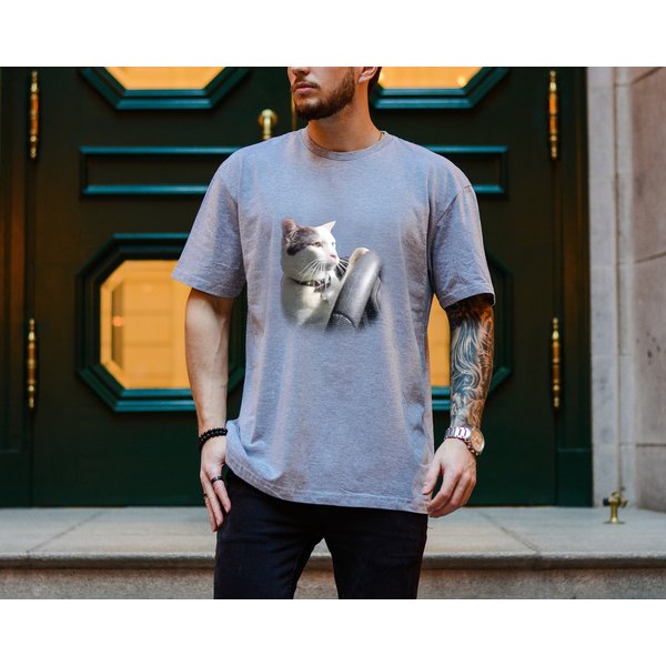 Cat Driving A Car Instagram Katze T-Shirt-image