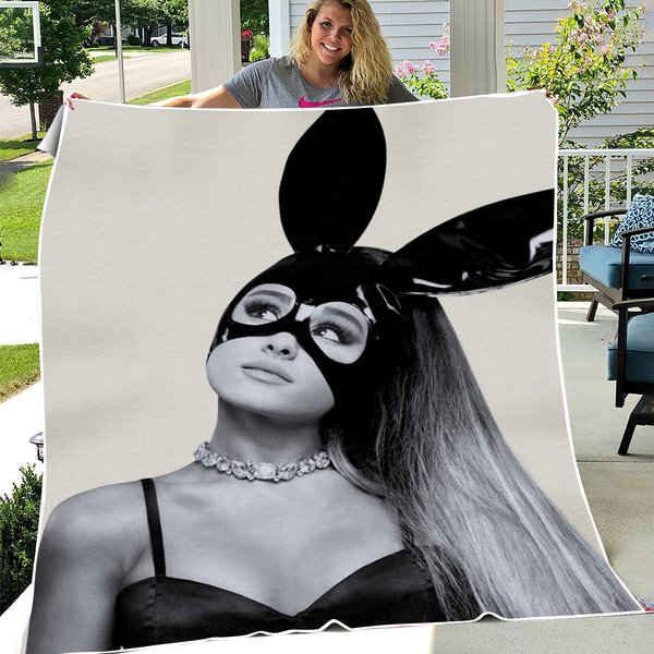 Ariana Grand Fleece Blanket, Fan Gifts, Home Decor