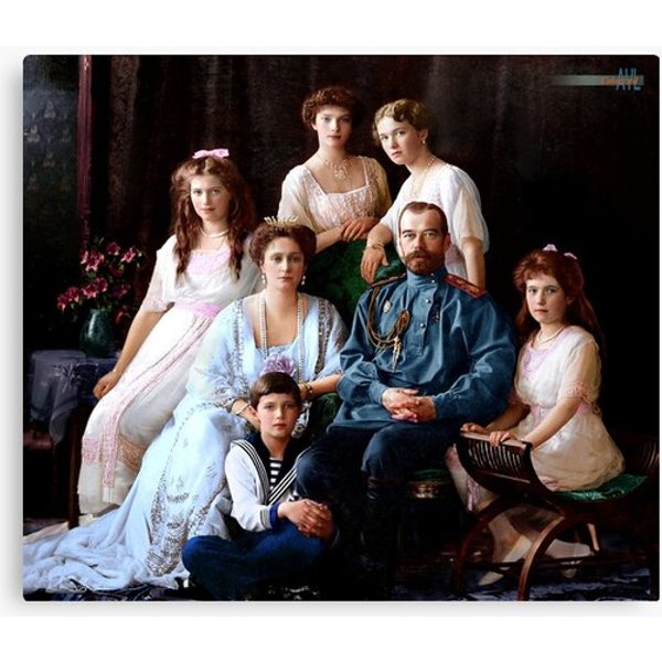 Colorized Romanoff Family Portrait 1913-14 Canvas