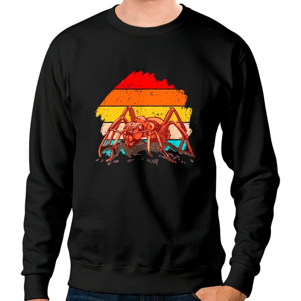 Queen Ant Vintage Sweatshirt For Social Insect Lovers-image