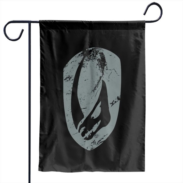 Mudhorn - Mandolorian - Garden Flags