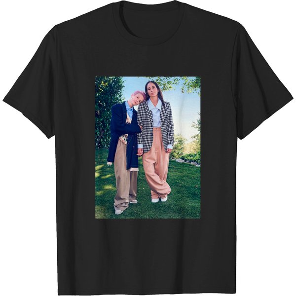 Megan Rapinoe And Sue Bird - Megan Rapinoe - T-Shirt-image