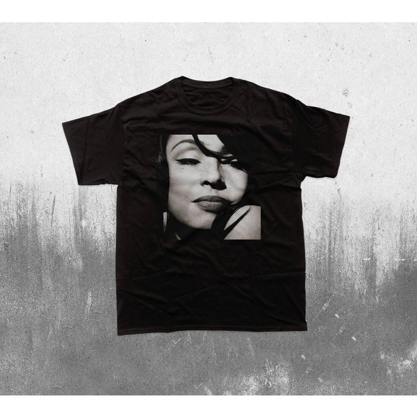 Sade Adu T-Shirt-image