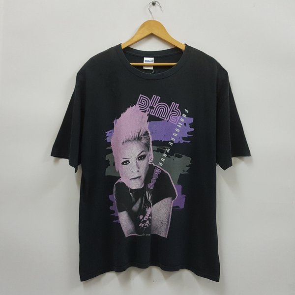 Vintage Pink American Singer Tour T-Shirt-image