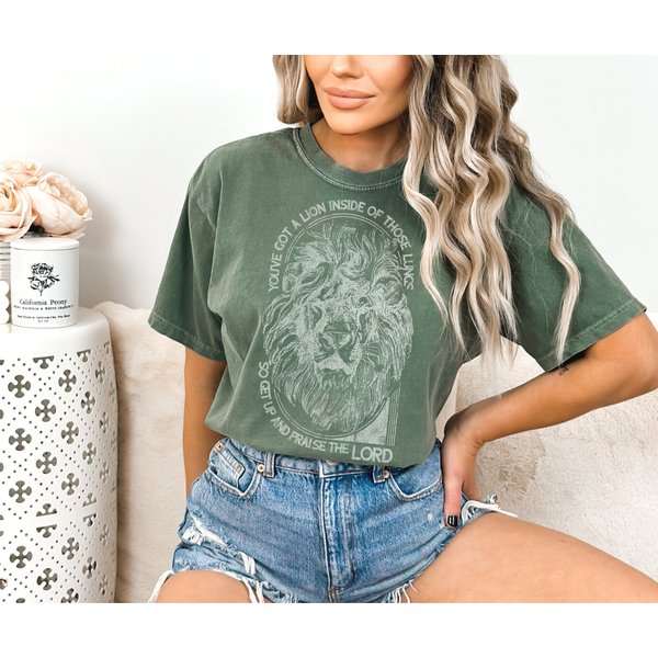 Lion In Those Lungs Christian Garmet-Dyed T-Shirt, Christian Faith T-Shirt, Gratitude Brandon Lake Tshirt-image