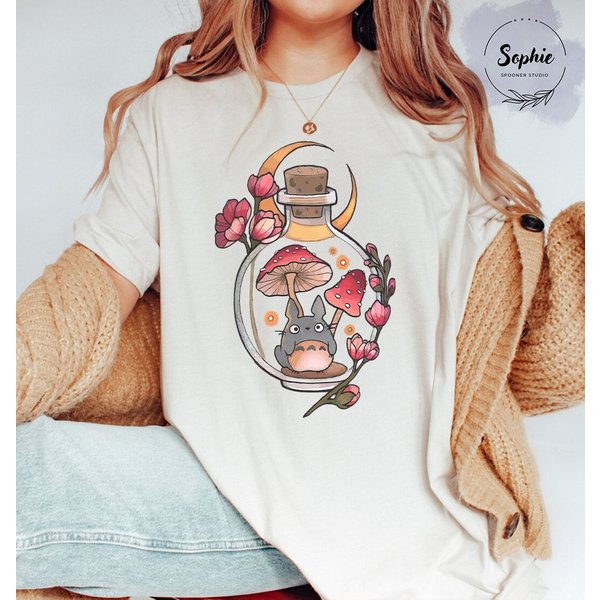 Totoro T-shirt - Classic Studio Ghibli Gift