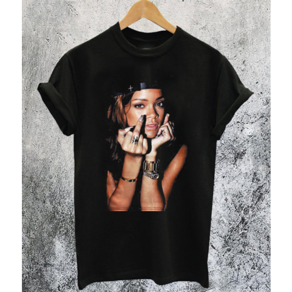 Rihanna One Sided Black Cotton Tee All Sizes S-5Xl Men T-Shirt-image