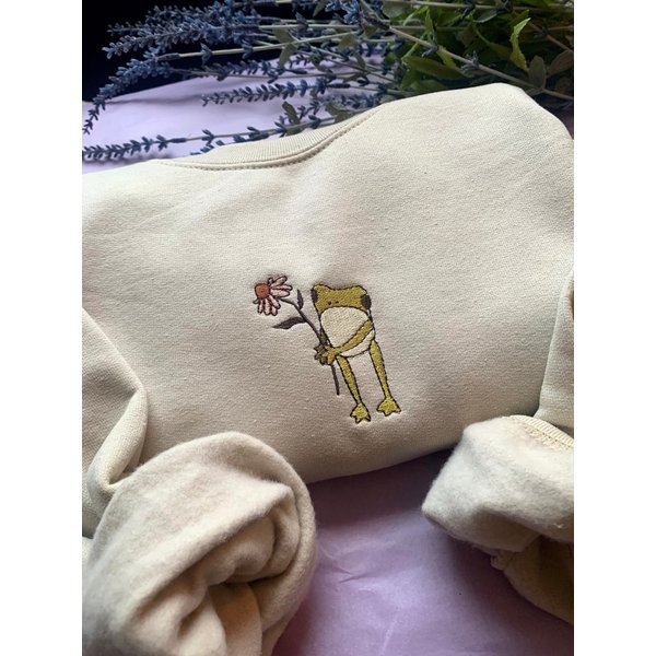 Embroidered Frog With Flower Sweatshirt Cottagecore Gift
