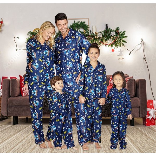 Group Matching Pajamas Set, Believe Clocks Po-Lar Express Pajama-image