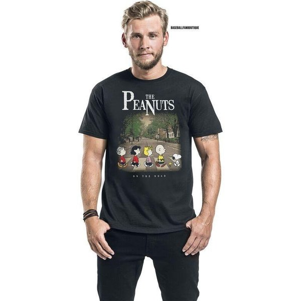 The Beagles Abbey Road Charlie Brown And Snoopy Football Christmas T-Shirt-image