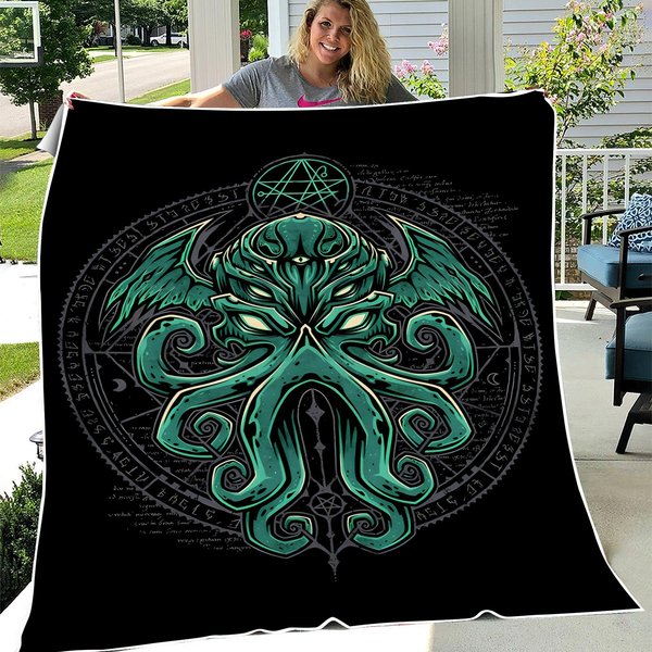 Great Cthulhu Throw Blanket-image