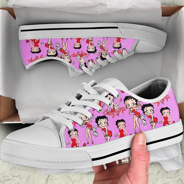 Christmas Betty Boop Women's Low Top Sneaker