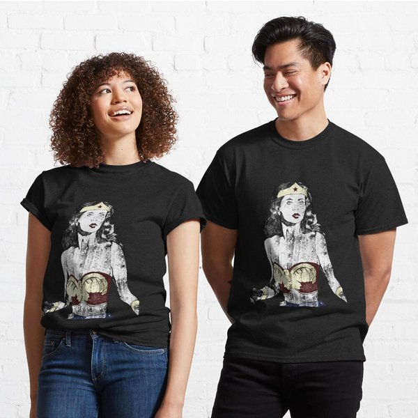 Lynda Carter Wonderwoman Classic T-Shirt-image