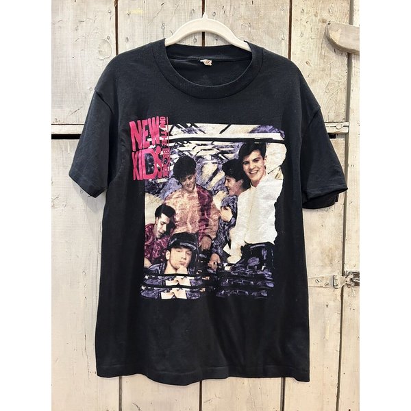 Vintage (1990) Nk On The Block Nkot Block Magic Summer Tour Concert T-Shirt-image