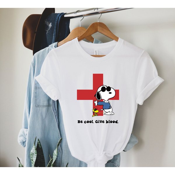 Snoopy Cartoon Hugging Heart T-Shirt-image