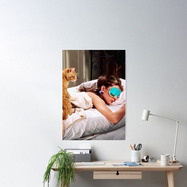 Sleep With Cat - Audrey Hepburn Poster-image