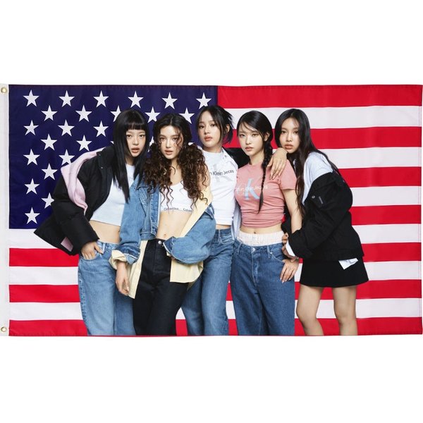 Newjeans New Jeans Usa Flag Bunnie Kpop American Flag Tiktok Meme Trendy Room Tapestry-image