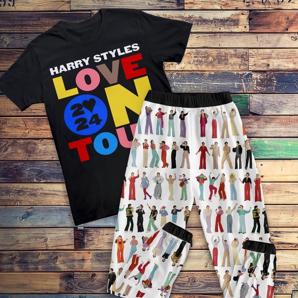 Harry Love On Tour 2023 Pajamas Set, Personalized Family Pajamas, Family Christmas Pajamas Set.-image
