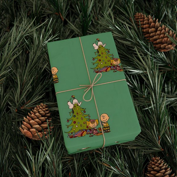 Christmas Snoopy Wrapping Paper, Holiday Gifts
