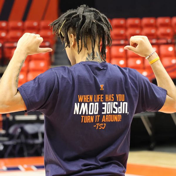 Terrence Shannon Jr. Unveils Upside-Down Banner Shirt-image