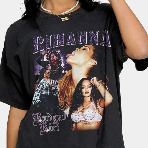 Rihanna Bootleg Meme Graphic T-Shirt-image