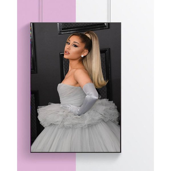 Ariana Grande 2022 Poster-image