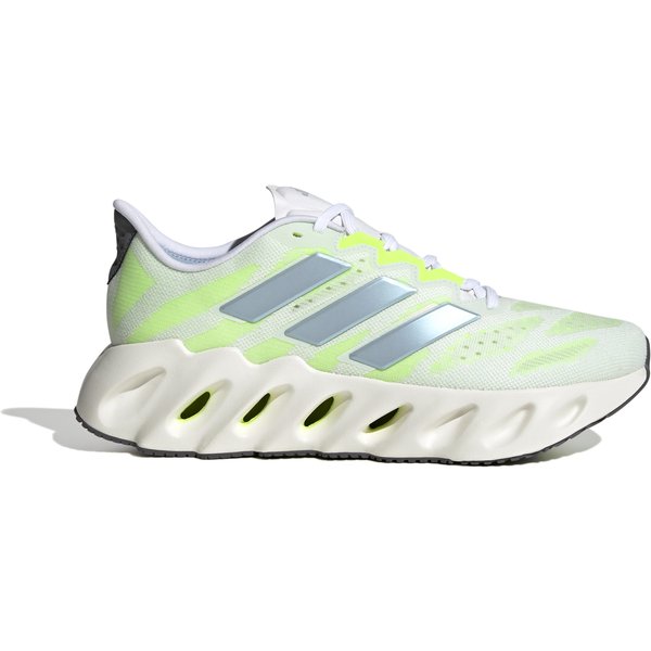Zapatillas adidas Shift FWD