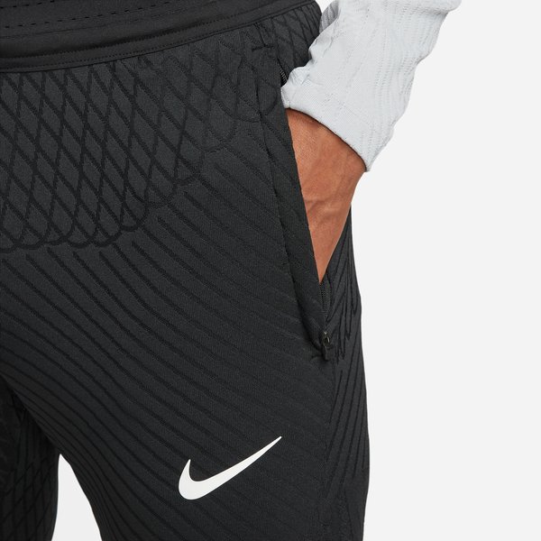 Pantaloni Da Allenamento Liverpool Fc Vapor Strike 2023/24-image