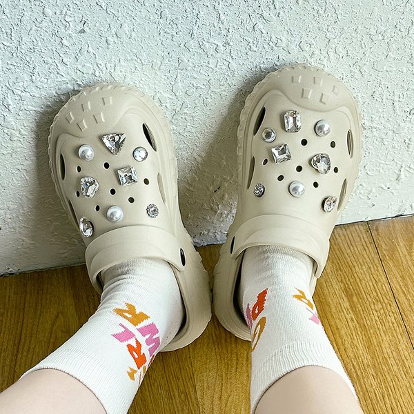 Croc Shoes Women's 2024 Summer New Thick-Soled Anti-Slip Baotou Drag Diamond Diy Outer Wear Casual Beach Eva Slippers-image