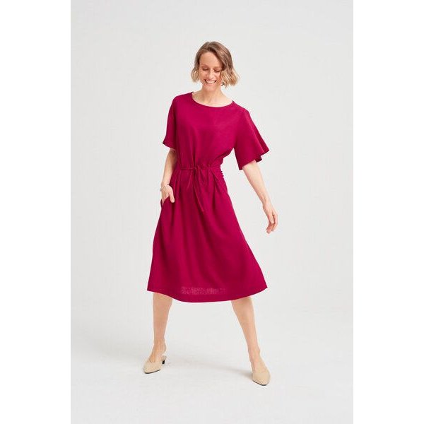 AYANI Nika | Lockeres Kleid mit Schmetterlingsärmeln und Gürtel