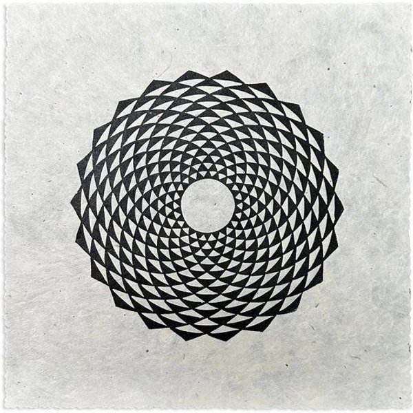 Veskor Cassiopeia ETERNA FLORO Heilige Geometrie Linoldruck | 21 × 21 cm | Schwarz auf Naturweiß