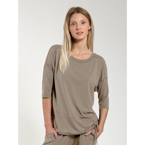 Magadi Yoga Shirt SARA aus Naturmaterial