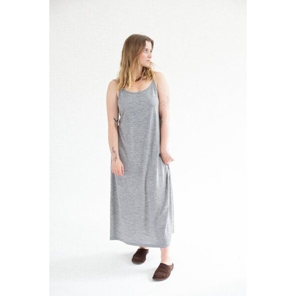 Kopyto MOA Light - Luftiges Sommerkleid aus leichter 100% Merinowolle