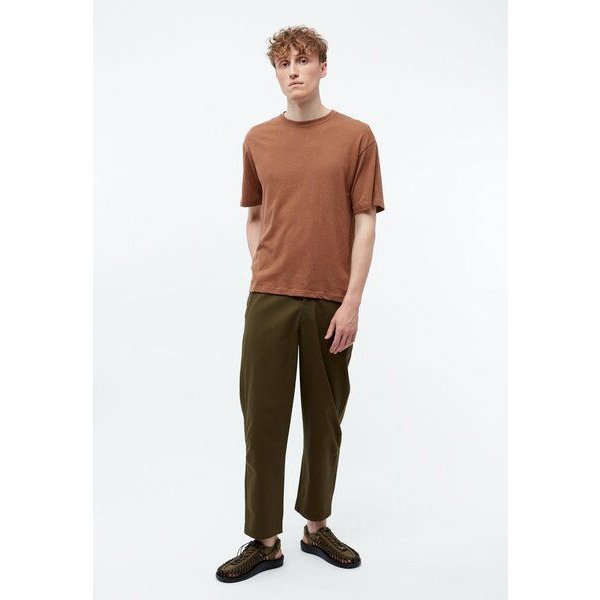 Givn Berlin Hose GBJORIS tapered aus Bio-Baumwolle