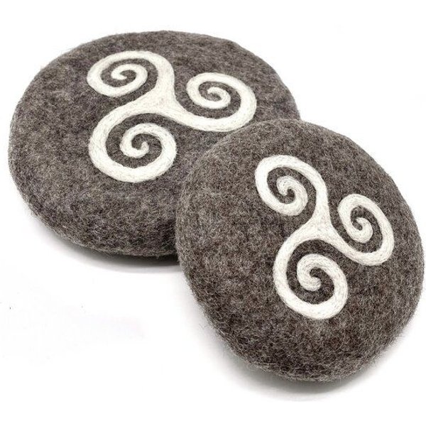 Wooliie Karma Frisbee – Handgefertigtes Spielzeug aus 100 % naturbelassener Schurwolle