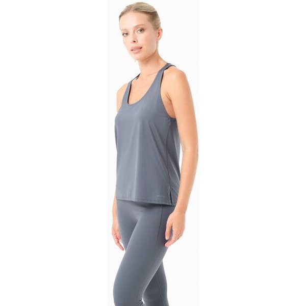 ORGANICATION TINNA | Sportliches Tanktop aus recyceltem Polyamid
