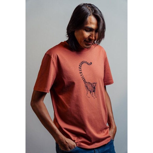 NanMa Shirt Lemur | Bio-Baumwolle | lokal handbedruckt in Österreich | Herren | regular Fit | orange | braun