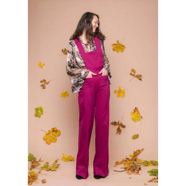 Atelier SNOW Latzhose Fuchsia aus 100% Bio-Baumwolle